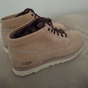 UGG Campfire Trail Nubuck Men's Boots SZ 11 NEW